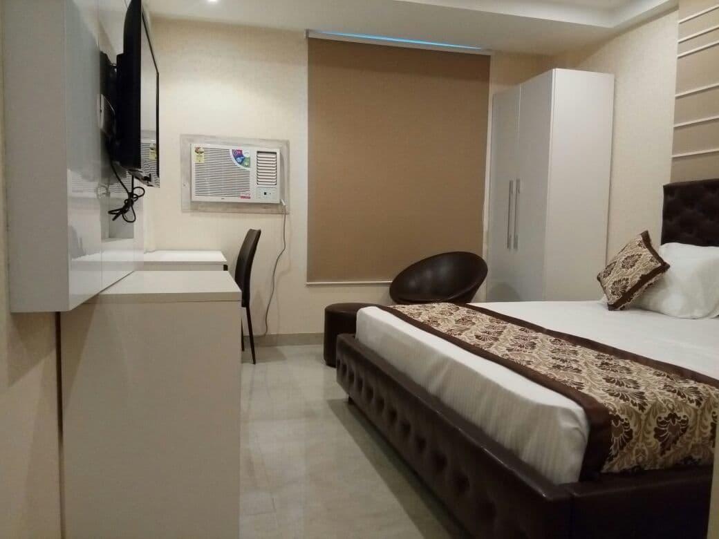 Radical Palace Hotel And Restaurant Lucknow Luaran gambar