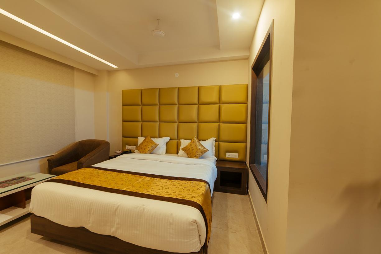 Radical Palace Hotel And Restaurant Lucknow Luaran gambar